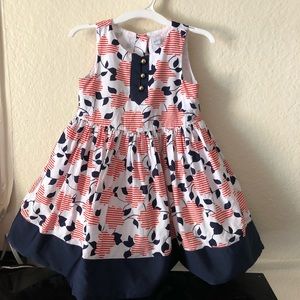 Girls dress